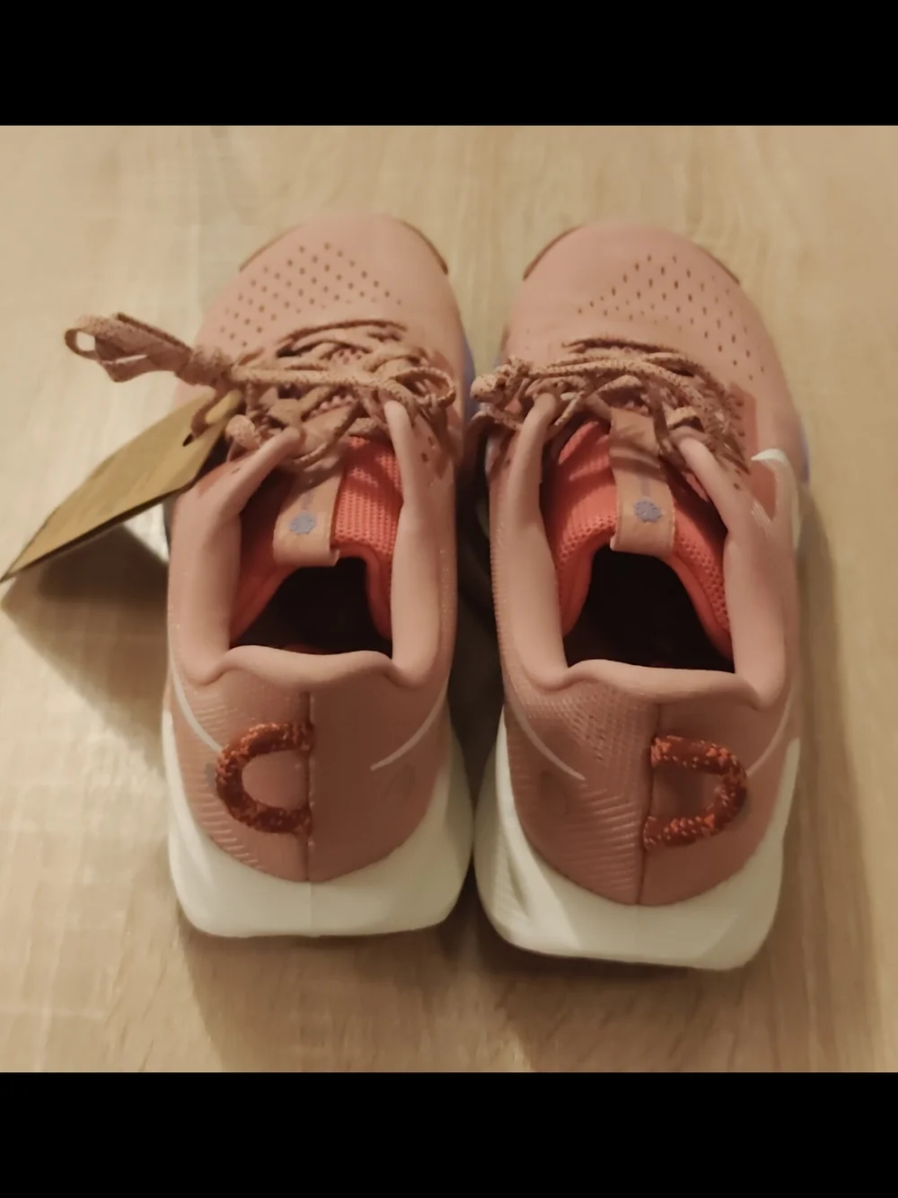 Nike lightweight trainers